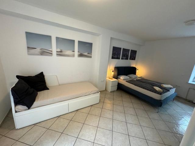 Ferienwohnung Cozy Flat Near Tivoli Park With Free Parking Laibach Exterior foto