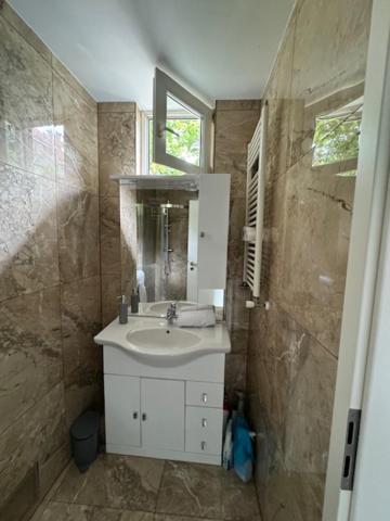Ferienwohnung Cozy Flat Near Tivoli Park With Free Parking Laibach Exterior foto