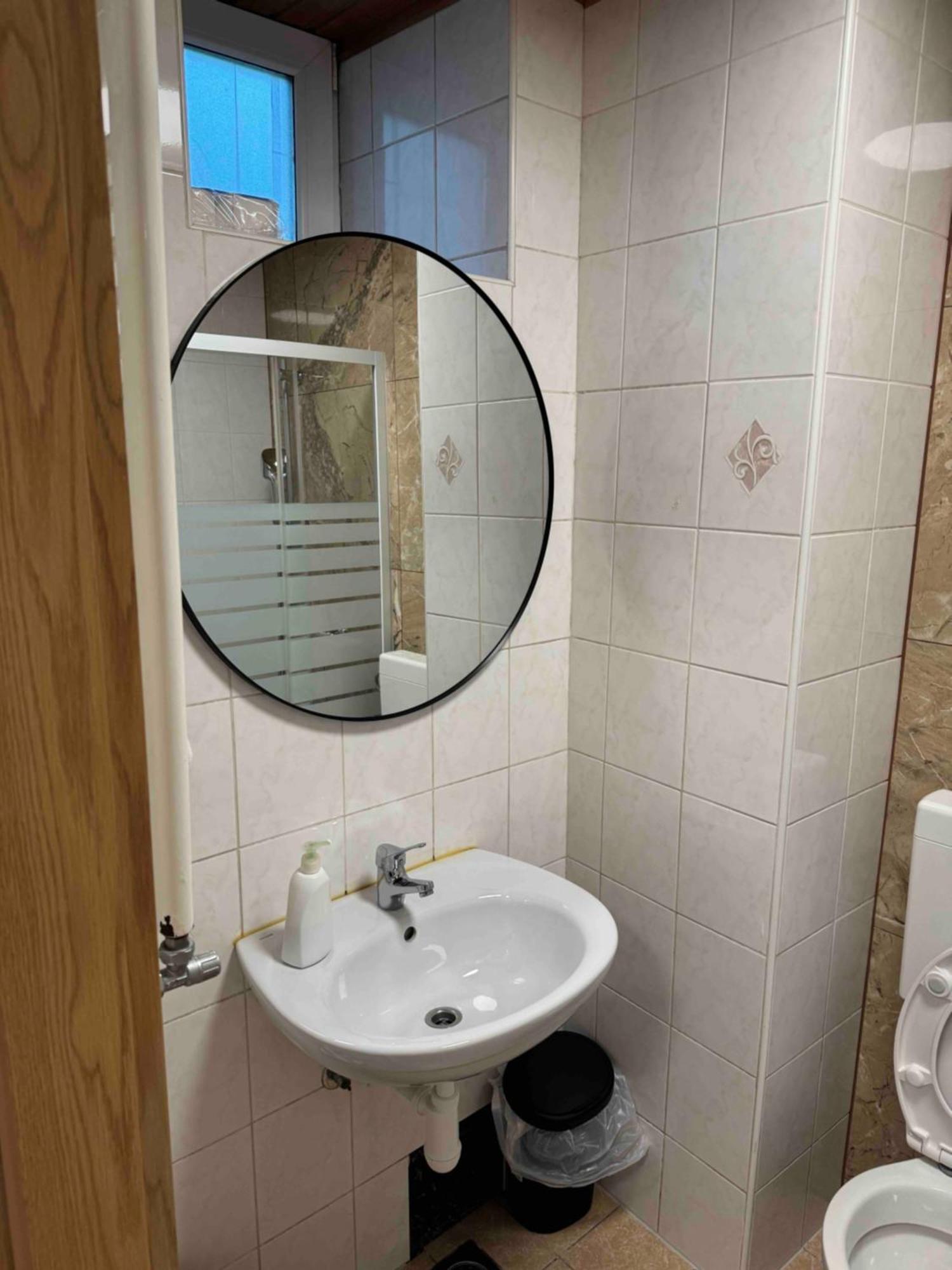 Ferienwohnung Cozy Flat Near Tivoli Park With Free Parking Laibach Exterior foto